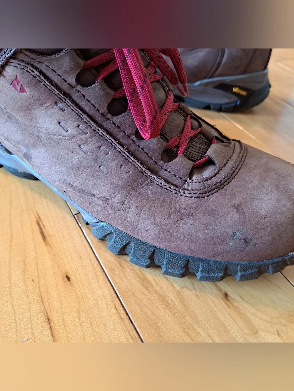 VASQUE 7418 TALUS ULTRADRY Men's Hiking Boots Brown Leather Vibram Sole Size 11